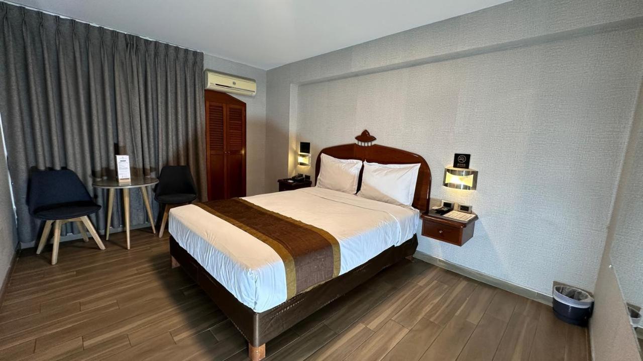 Serenzza Hotel Лима Экстерьер фото